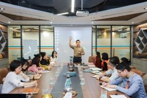 hoc vien cen invest cung thay peter pham nha pte magic