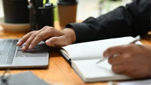 phần thi pte writing essay